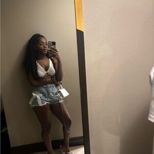 Meet your Posher, Kim